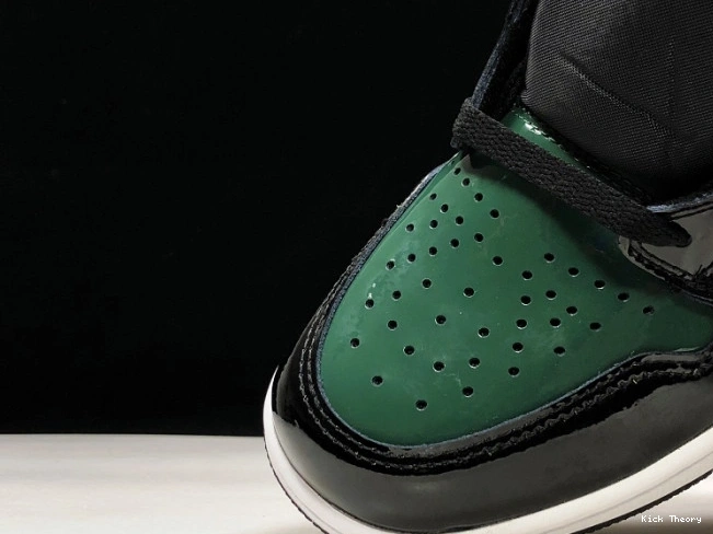 Kicked Out Shoe Store High AV3905-038 OG Air Orange-Fir 1 Jordan Black Team x Retro SoleFly 0825